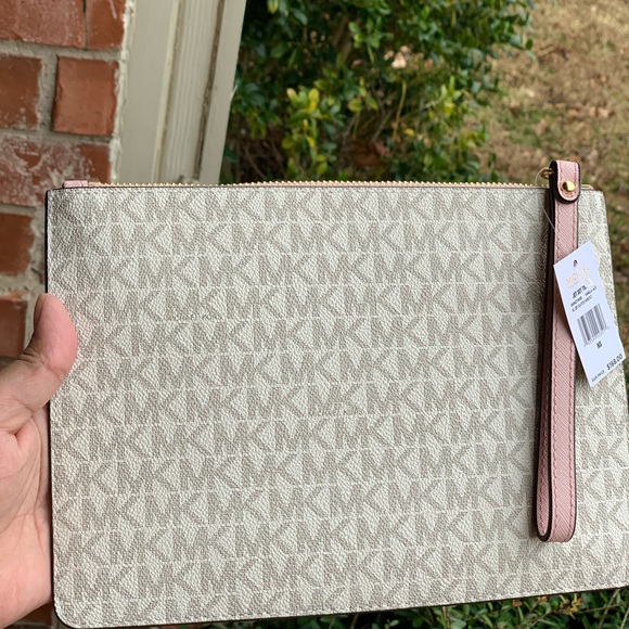 Michael kors  center stripe XL zip clutch leather - Picture 4 of 7